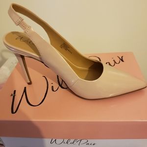 Wild pair shoes sling back pumps 10 patent leather size 9.5 ( NEVER WORN)